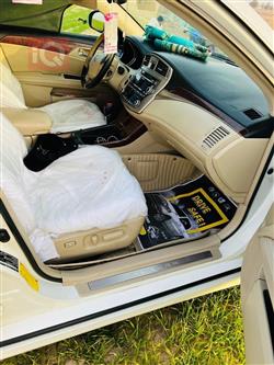 تويوتا أفالون